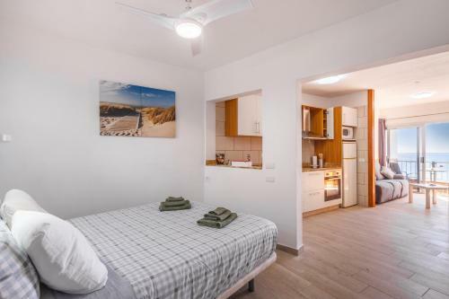 Apartamento Spacious Studio Next To The Sea With Stunning Views