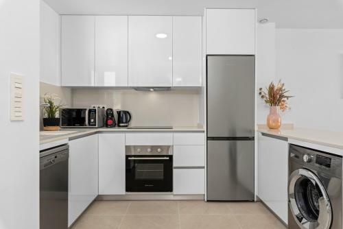 Mediterranean Flamingo Apartment