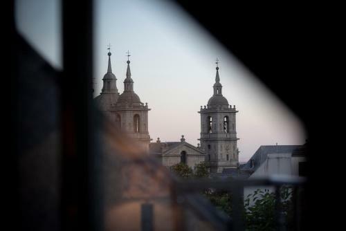 Apartamento Fabulos �tico Con Vistas Al Monasterio