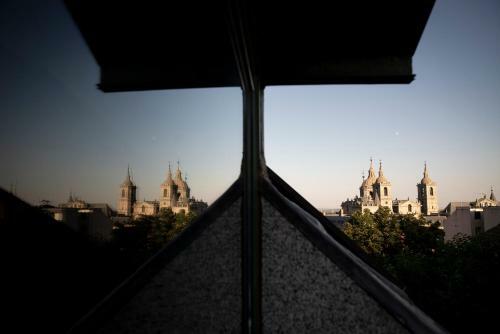 Apartamento Fabulos �tico Con Vistas Al Monasterio