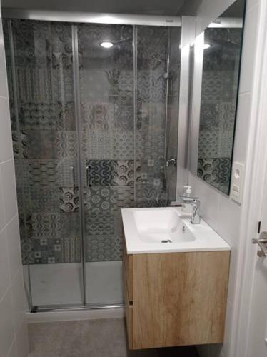 Apartamento Piso Con Terraza Junto A La Playa