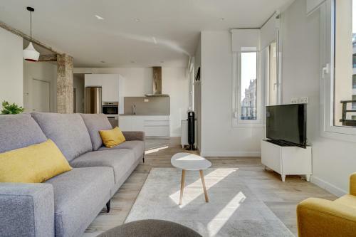 Apartamentos Gran V�a By Sanse Holidays Free Parking