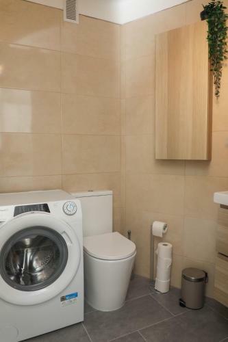 Isla Verde Studio Apartment Green Park