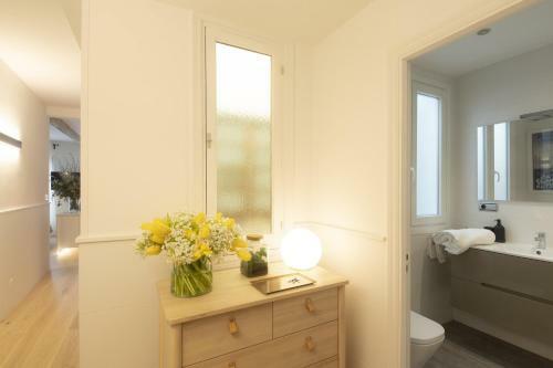 Shiny By Oldtown Apartments