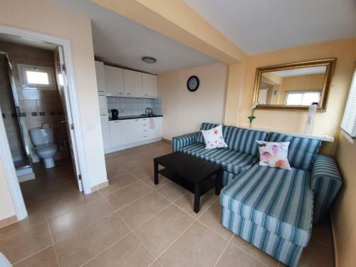 Palm Villa 1 Bed Apartment Overlooking Golf Course
