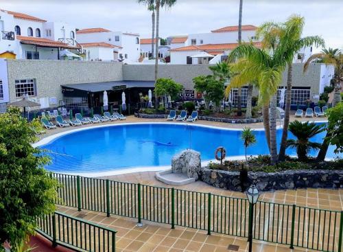 Palm Villa 1 Bed Apartment Overlooking Golf Course