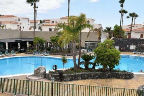 Palm Villa 1 Bed Apartment Overlooking Golf Course