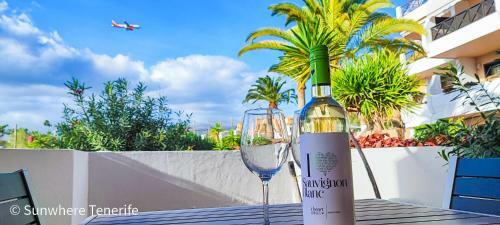 Spacious Apartment With Private Garden In Tenerife South