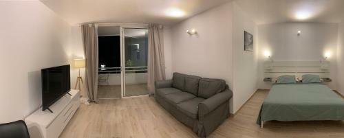 Modern Apartment With Pool In Golf Del Sur