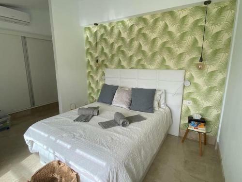 Amazing Luxury Seafront Villa Near Golf & Ocean