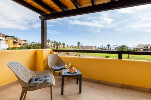 Villa With 4 Bedrooms And Private Heated Pool