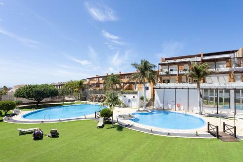 Apartamento Home2book Stylish Apt Amarilla Golf, Pool&terrace