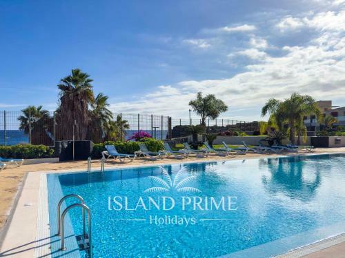 Modern Townhouse In Seaside Complex In Amarilla Golf