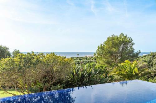 Villa Iris Torret By Villa Plus