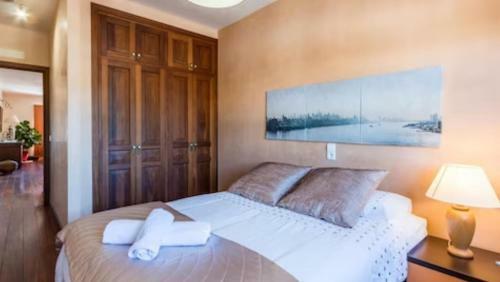 Casa Con Piscina Climatizada, Jacuzzi, Billar, Aire Acondicionado