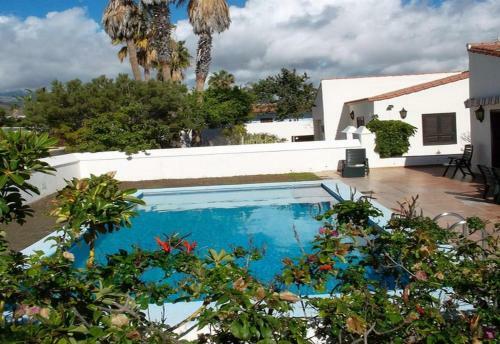 3-bedroom Villa In Golf Del Sur