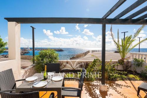 Apartamento Oceanfront Holiday With Stunning Views