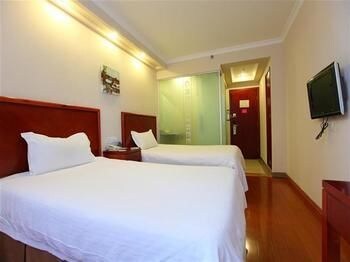 Greentree Inn Shanghai Dabaishu Business Hotel