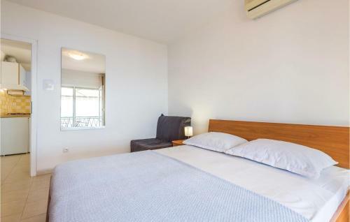 Apartment Antona Raspora II