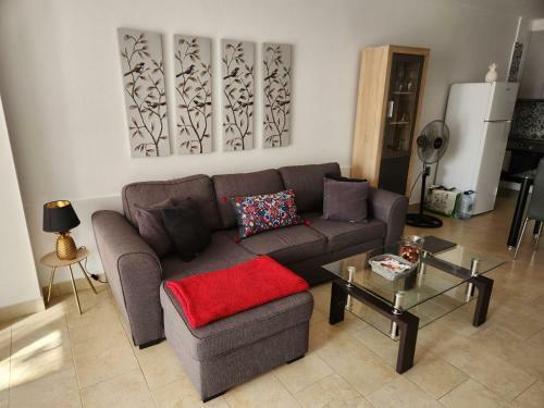 Golf & Ocean Breeze Apartment