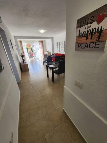 Golf & Ocean Breeze Apartment