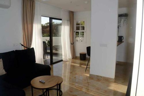 Apartamento De Dise�o Con Espectacular Terraza