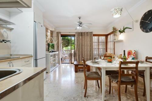 Beautiful Apartmento Amarilla Golf