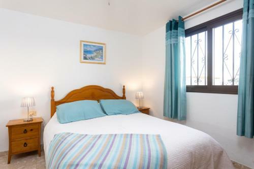 Villa Casa Tom - Spacious Holiday Home With Heated Pool