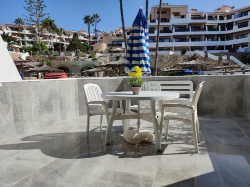 Stunning 1-bed Apartment In Parque Albatros