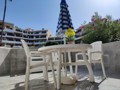 Stunning 1-bed Apartment In Parque Albatros