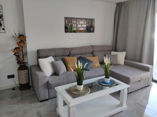 Stunning 1-bed Apartment In Parque Albatros