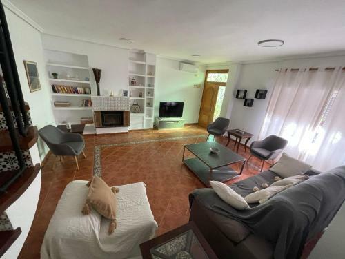 Bungalow Familiar Con Piscina