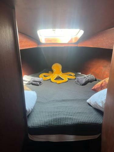 The Captains Locker - 30ft Yacht