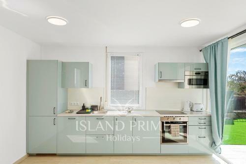 3x Bedroom Holiday House 100m From Ocean