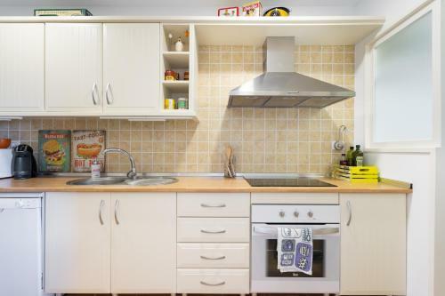 145 Macaronesia Apartment By Sunkeyrents