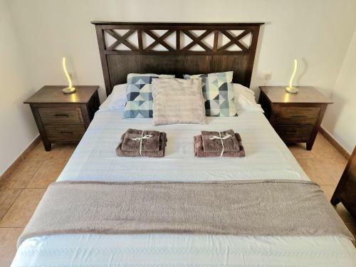 Spacious Chalet Next To The Sea - Airport