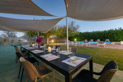Villa In San Jose Sleeps 10 - Sa Vinya