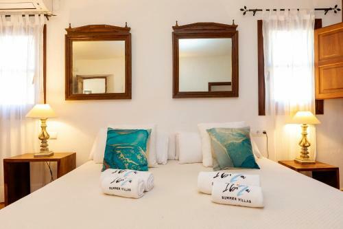 Villa In San Jose Sleeps 10 - Sa Vinya