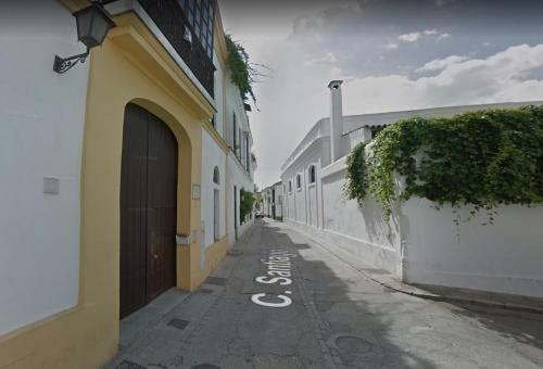 Apartamento El Castillo, En Pleno Centro Con Garaje Y Wifi