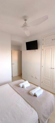 Apartamento Tomcar Piscina, P�del, Wifi Y Zonas Comunes