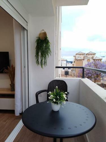 Apartamento Avda De Las Piletas, Segunda L�nea De Playa