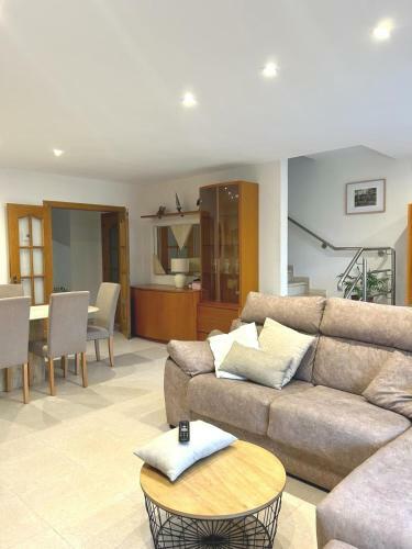 Casa Mar, With Parking And Ideal For Families