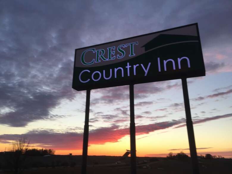 Motel Crest Country Inn