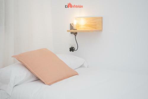 El Anfitri�n - Casa Salmedina