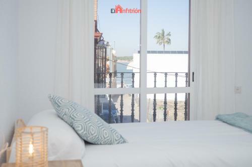 El Anfitri�n - Casa Salmedina