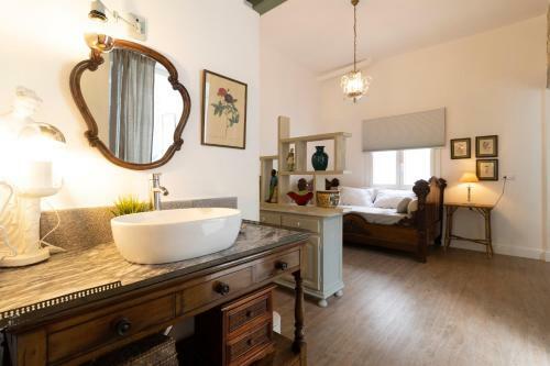4 Apartamentos Independientes En Casa Palacio