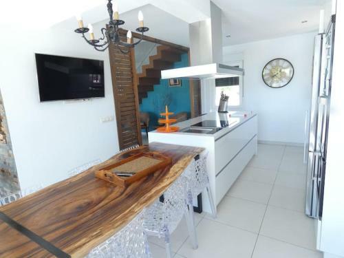 Chalet De Dise�o Moderno En Sanxenxo