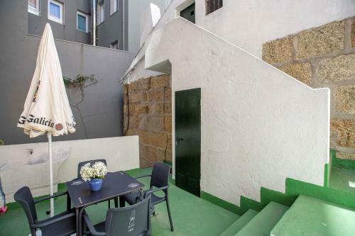 Apartment - 4 Bedrooms - 0275