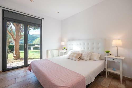 Fantastic House With Jacuzzy Ideal For Families