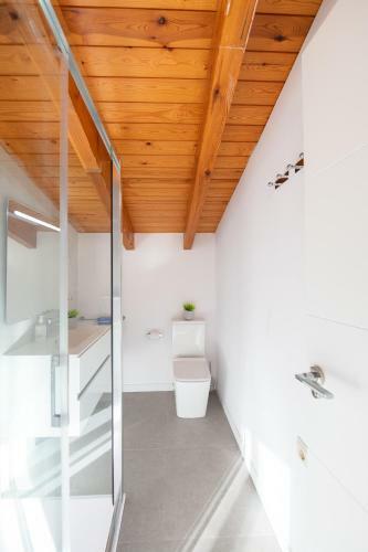 Fantastic House With Jacuzzy Ideal For Families